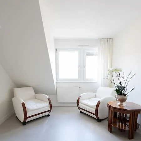 Apartamento Le Carré d Or Appartement Terrasse vue Cathédrale Estrasburgo