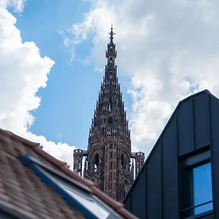 Le Carre D Or Terrasse Vue Cathedrale